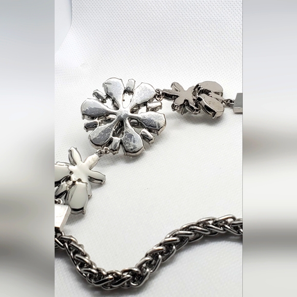 KATE SPADE NY-Electric Garden Crystal floral rhinestone necklace-vintage -silver - Picture 11 of 11